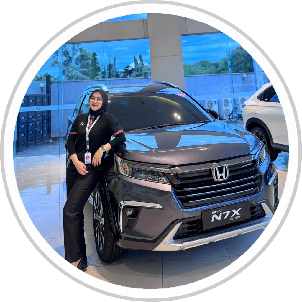 Riska (WA : 0858 6790 8575)
